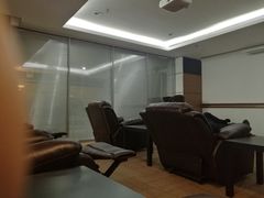 -奔驰上海利星(七宝店)