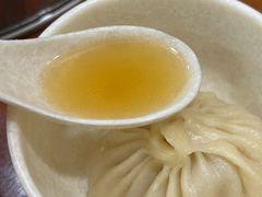 -正宗开封黄家灌汤小笼包子