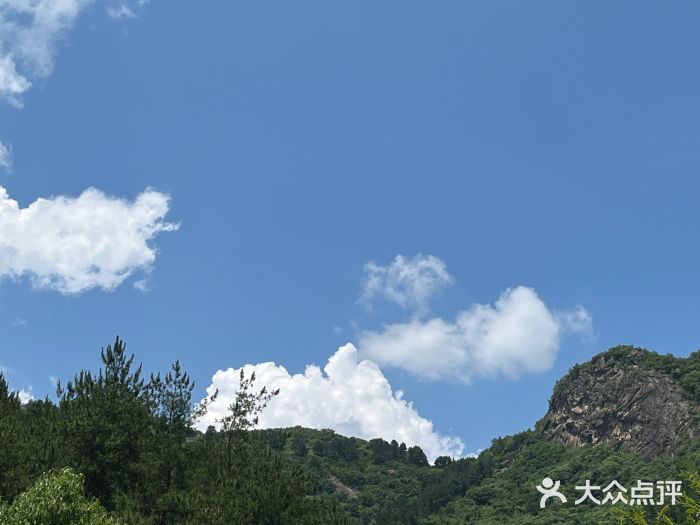 天景山漂流图片