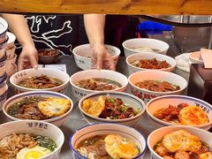 -矮子粉店1985·长沙米粉(湘春路店)