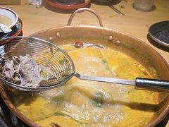 -洱火云南酸菜牛肉火锅(石景山当代商城店)