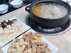 -蘑统田下·野生菌火锅