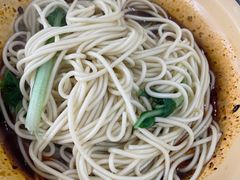 -张记奔吃小面