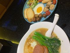 -K+全国连锁KTV(绿地缤纷天地店)