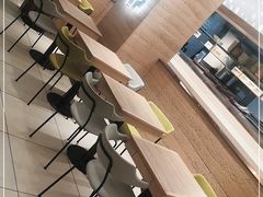 等位区-老乡鸡(融科天地店)
