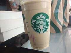 -星巴克(宁波东门银泰店)
