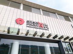 -杭州西湖银泰百货