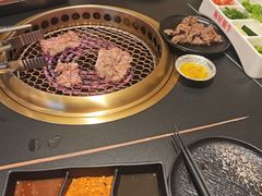 -極屋鮨牛 · 烧肉酒场(时代C馆店)