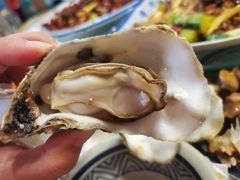 又大又多汁的烤生蚝-牟记江湖特色重庆菜鱼蛋青蛙黄鳝海参(巴南区鱼洞鲁能店)