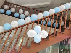 -河畔春天时尚餐厅