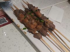 -三人行骨头王火锅(长寿店)