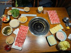 -东巴婆婆云南鱼豆花火锅(大东门店)