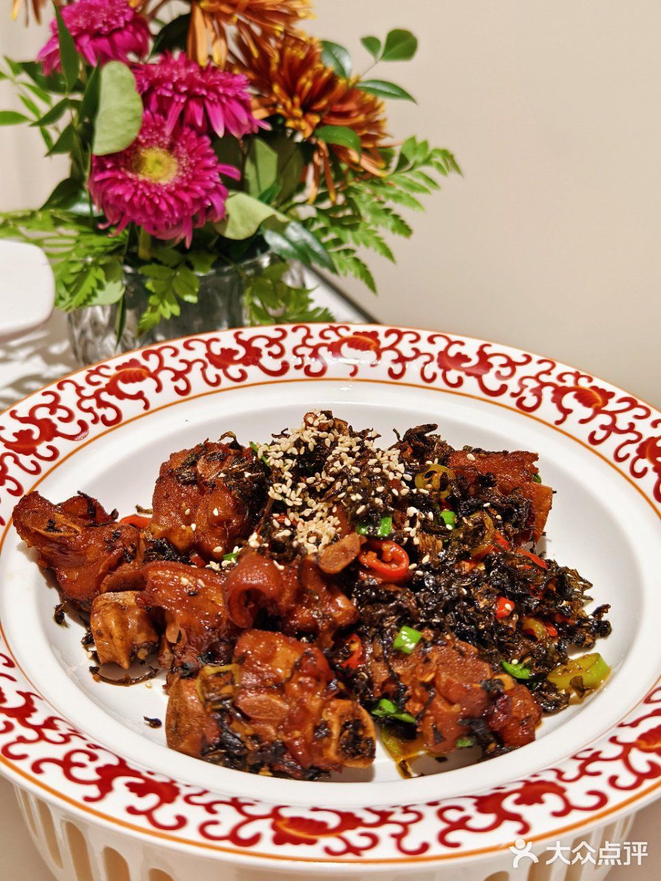 不一样的小炒肉，食材新鲜、服务敲好！ 