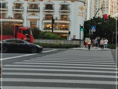 -王朝大酒店徐汇店-地面停车场