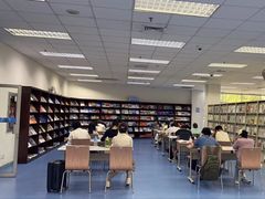 -南山图书馆(常兴路店)