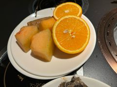 -钱小奴海鲜自助黑金店(杭州滨江龙湖店)