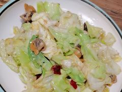 -东来菜馆•手抓海鲜家常菜•海鲜锅贴(鸽子窝店)