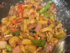 -富正毅三下锅(体育馆店)