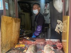 -梅记大块头爆鱼店(乍浦路店)