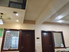 大堂-清真重庆巴爷香辣鸡煲(南小巷店)