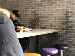 -麦当劳(欢乐谷店)