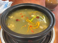 -菌之家·专业纯野生菌火锅·特色炒菌