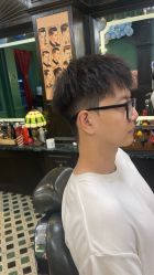 -海文先生国潮烫染男士理发馆
