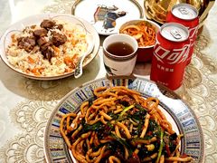 -欧提汗·新疆餐厅·清真(银都路店)