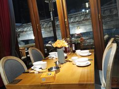 大堂-隔壁老王·家常云南菜(花巷店)