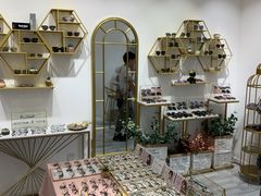 -肆兮眼镜·蔡司·徕卡战略合作店(大坪店)