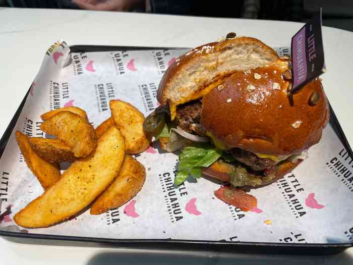 chihuahua奇瓦瓦墨西哥休闲餐(泛海店)-"泛海店的奇瓦瓦～其实跟西