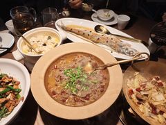 -沅江水·湖南家宴(南村万博长隆商圈店)