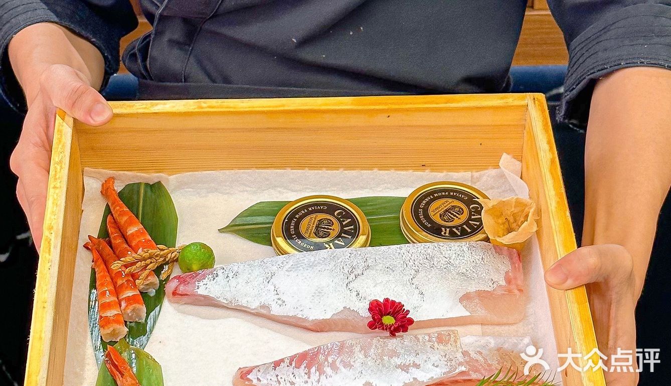 不敢信是深圳的物价...人均100+...