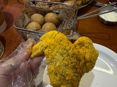 -BHC炸鸡(明洞总店)