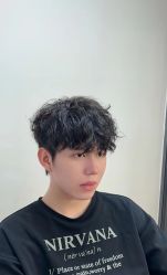 -东方先生国潮男士理发馆