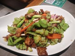 皱皮椒小炒肉-云海肴·汽锅鸡·云南菜(高德置地店)