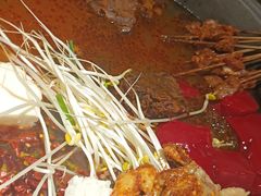 -四小区火锅·巷子里的重庆火锅(花照壁店)