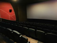 -新世界国际影城