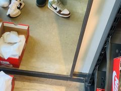 -NIKE上海青浦优选体验店
