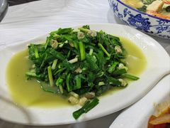 韭菜炒蚬子-溱湖八鲜菜馆