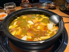 -一朵菌·野生菌探索家火锅(南亚店)