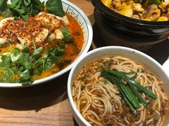 小锅米线-云海肴·汽锅鸡·云南菜(高德置地店)