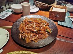 乾炒牛河-南拳十三姨·潮汕砂锅粥(世纪金源店)