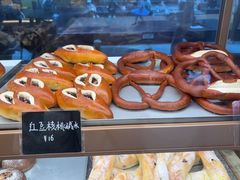 -Dough&Joe团憩(瑞虹天地月亮湾店)