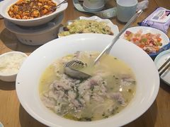 -严记小天府酸菜鱼(西四路店)