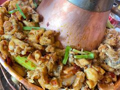 -炉小二铜锅牛蛙•川湘菜(三里屯店)