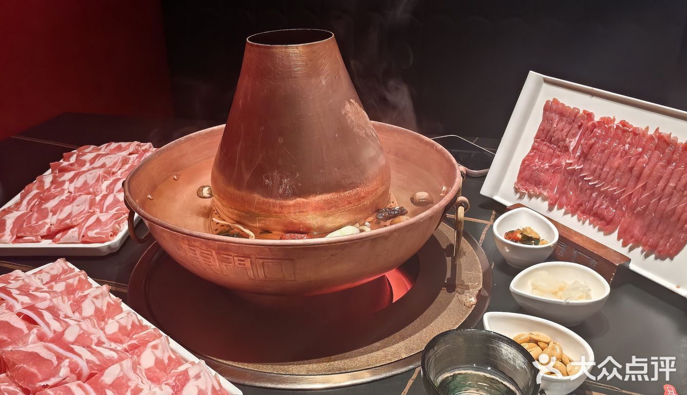 没有什么是一顿火锅解决不了 0元玩转这座城