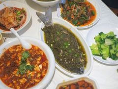 -华光驿站私房菜·黑金冠