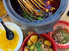 -拐枣巷小串串(财大店)