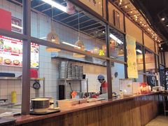 -丽丽三鲜螺蛳粉(田林路店)